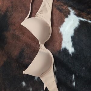 Skims Plunge Nude Bra